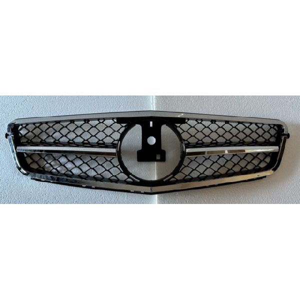 GRIGLIA NERO LUCIDO CROMATA MODELLO AMG MERCEDES C.W204 2007-2014